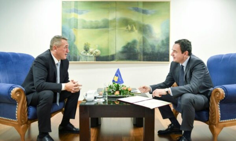 'Do ta bëj për ty'/ Rashiq tregon se si Kurti vendosi t’ia transferonte Manastirit të Deçanit 24 hektarë tokë
