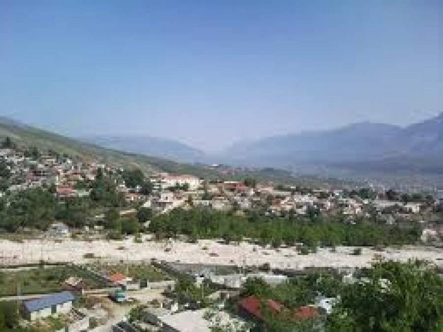 PD Gjirokastër denoncon situatën skandaloze në fshatin Lazarat, Rabi: Rrezik për qytetarët, asnjë masë nga Bashkia