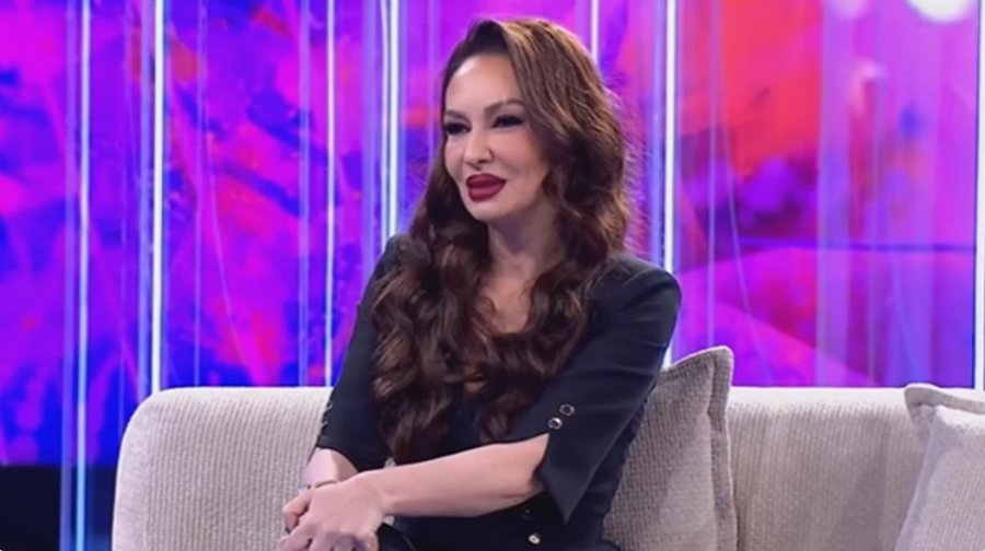 Adelina Ismaili: Kur e ke rrugën e qartë, kritikat nuk të bëjnë përshtypje, nuk i lexoj