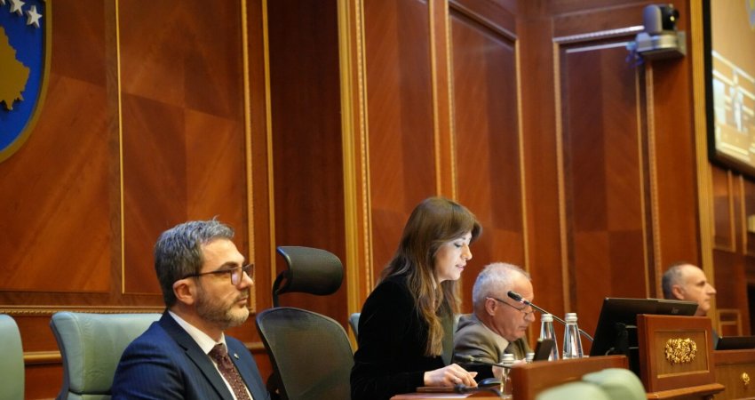 Haxhiu: Vendimi i Kushtetueses hap i rëndësishëm për të parandaluar pasoja – aktiviteti i Kuvendit mbetet i kufizuar