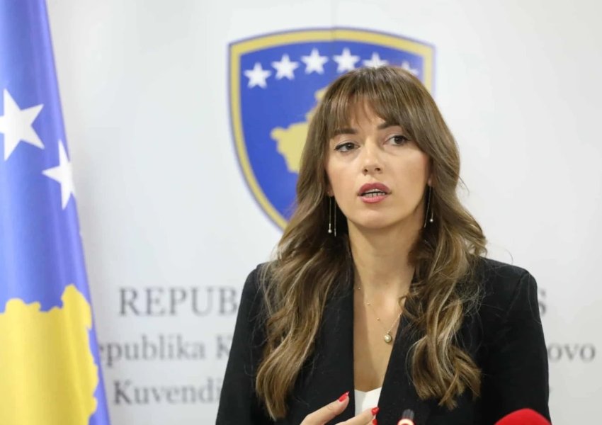 Haxhiu: Vendimi i Osmanit për ta shpërndarë Kuvendin, i ngutshëm dhe jokushtetues