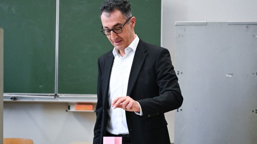 Fitorja e të Gjelbërve në Baden-Württemberg, Cem Özdemir, kryeministri i parë gjerman me prejardhje turke