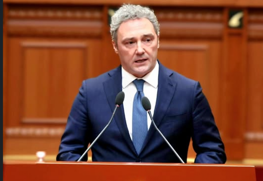 Spahia: Call centerat që vjedhin qytetarët europianë, kontrollohen nga Rama nëpërmjet vëllait të tij