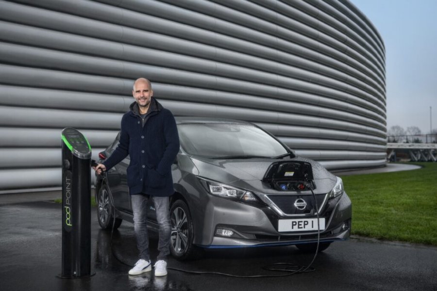Guardiola zgjedh makinën elektrike, trajneri i City-t mbrojtës fanatik i mjedisit