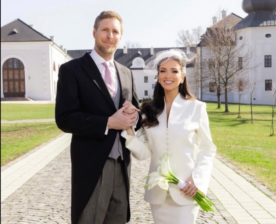 Martohen princ Leka dhe Blerta Celibashi, Pallati mbretëror tregon detaje nga ceremonia
