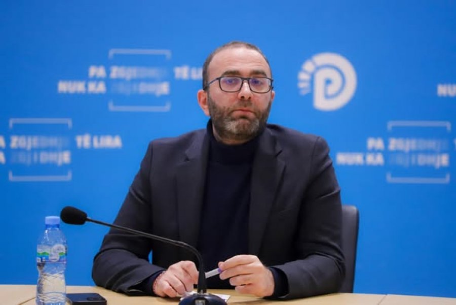 Bardhi: Bojkotojmë seancën e paligjshme, Parlamenti është kthyer në fasadë të qeverisë