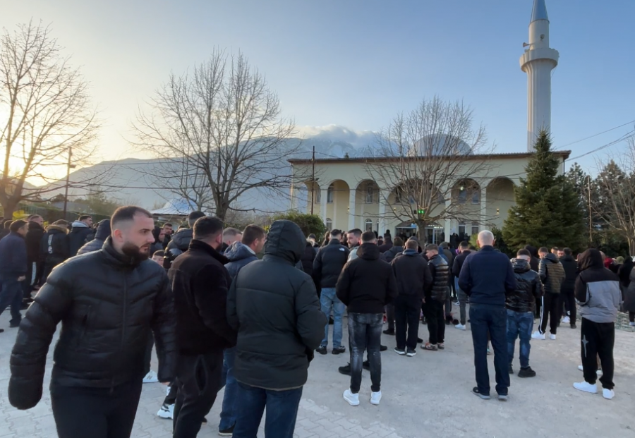 'Fitër Bajrami në Kukës', Myftiu i qytetit: Kjo është një ditë shpërblimi dhe gëzimi! Gëzuar të gjithë besimtarëve