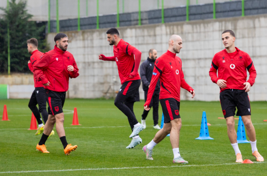 VIDEO/ Nisin përgatitjet për Poloninë/ Kombëtarja zhvillon stërvitjen e parë në ‘Shtëpinë e Futbollit’