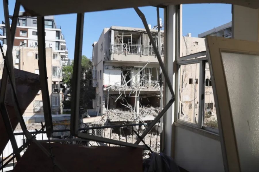 Irani 'çan' mburojën raketore të Izraelit: 6 të plagosur, 'tërbohet' Netanyahu