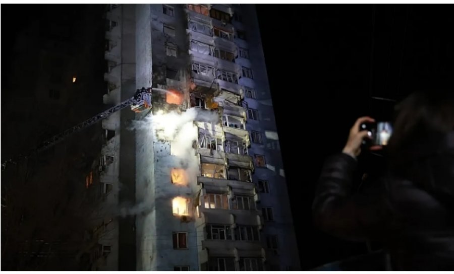 Zimbabve thotë se 15 qytetarë të saj u vranë pas rekrutimit mashtrues nga Rusia në luftën e Ukrainës