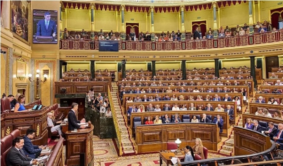 Parlamenti i Spanjës miraton paketën prej 5 miliardë eurosh për të frenuar ndikimin e luftës në Iran
