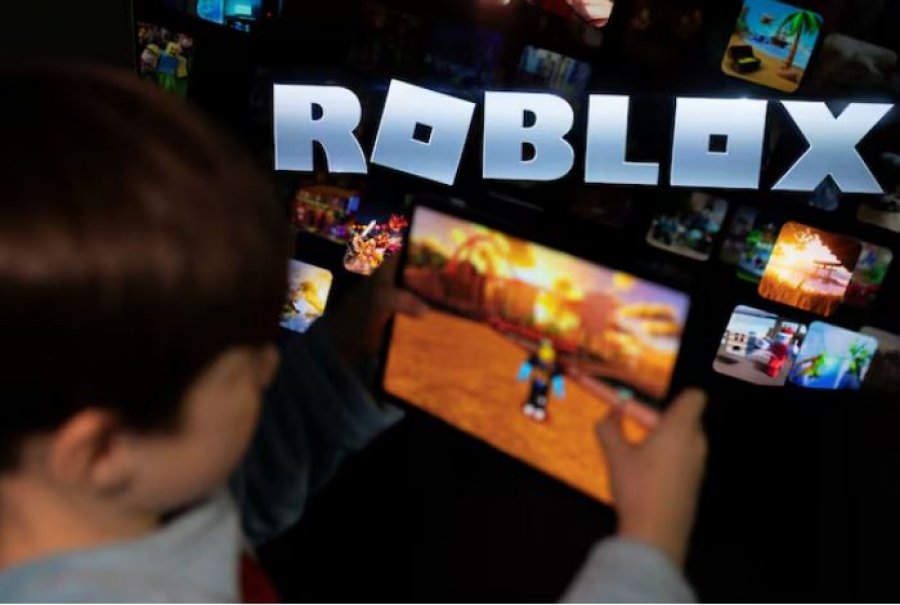 Zhvilluesi paralajmëron prindërit: Fëmijët në Roblox duhen monitoruar 24/7