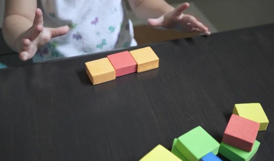 Autizmi rritet deri në katër herë më shumë në 15 vite