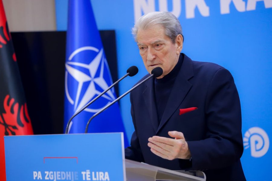 Mungesa e analizave, Berisha: Paratë e koncensionit të laboratorëve i ka vjedhur Rama, Beqaj dhe Manastirliu