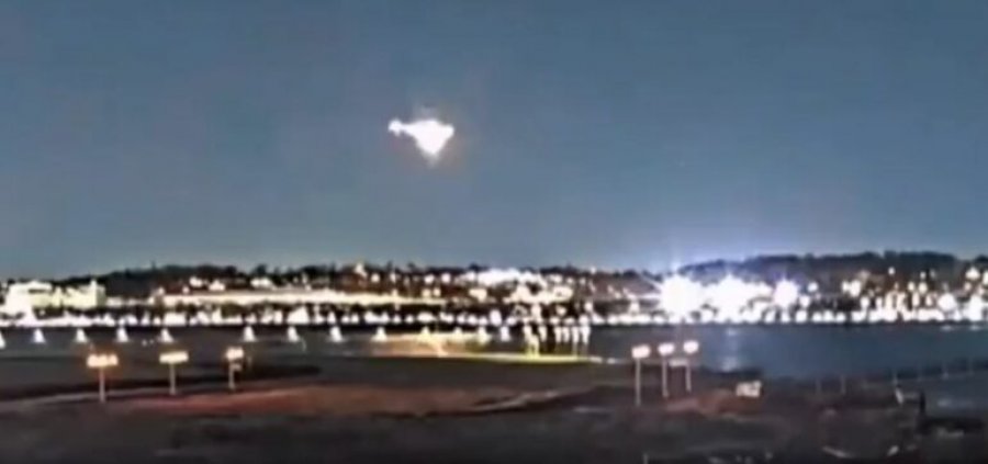 VIDEO/ SHBA - Vdiqen 67 persona, pamje të reja nga përplasja avionit me një helikopter ushtarak