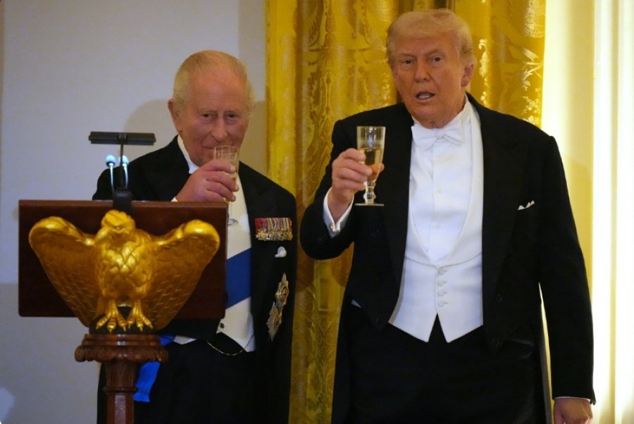 Trump: Në nder të Mbretit Charles, do të heq tarifat për importet e uiskit skocez
