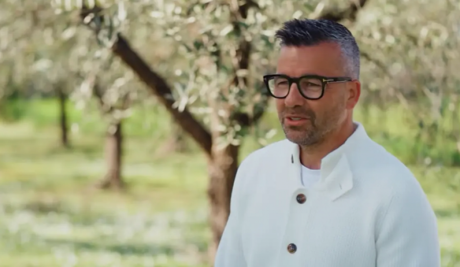 Di Natale: Lewandowski në Itali? Për dy vite do të shënonte edhe me cigare në gojë