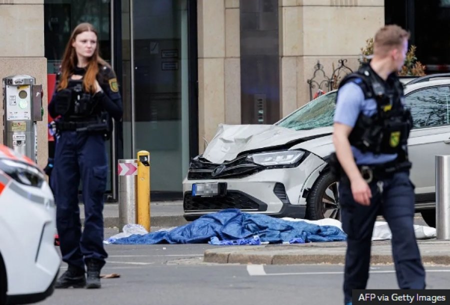 Gjermani/ Makina përplasi turmën në Leipzig, 2 të vdekur mbi 20 të plagosur 