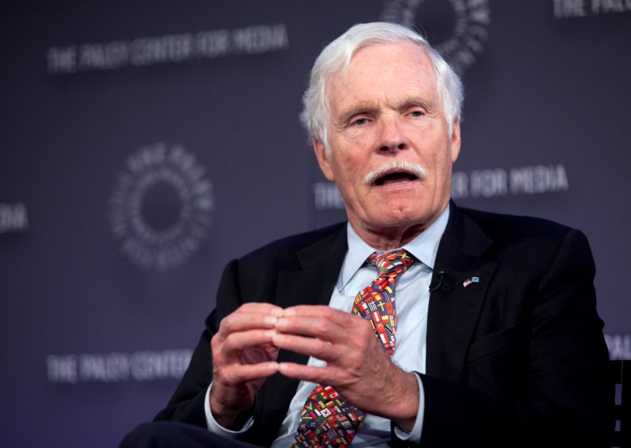 Ndërron jetë në moshën 87-vjeçare themeluesi i CNN, Ted Turner