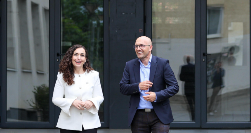 Vjosa Osmani prezanton Bardhyl Hasanpapajn si pjesë të ekipit të saj