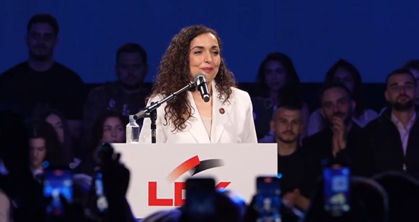 Osmani në “tubimin e bashkimit”: Në çdo shtrëngim duarsh kishte një mesazh, ‘kthehu në shtëpi’