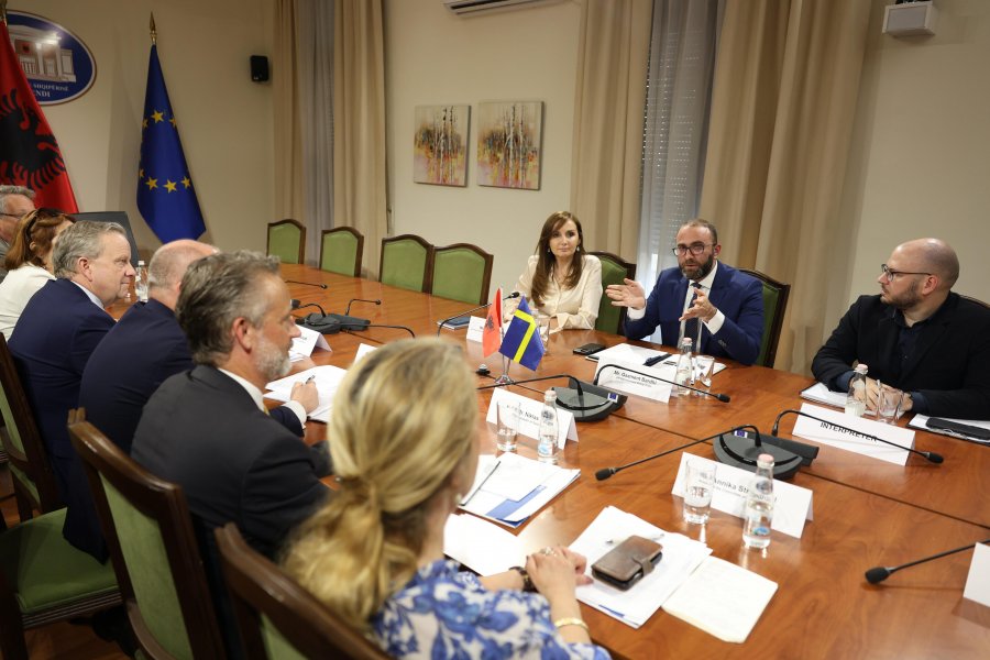 Bardhi dhe Tabaku me delegacionin e Parlamentit suedez: Zgjedhjet, korrupsioni dhe liria e medias, testi real i integrimit