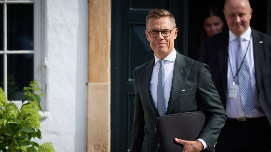 Presidenti finlandez: Koha që Evropa të fillojë të flasë drejtpërdrejt me Rusinë!