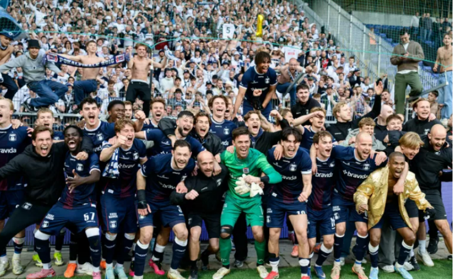 Pritjes 40-vjeçare i vjen fundi, fiton titullin në Danimarkë dhe luan direkt fazën e kampionatit në Champions