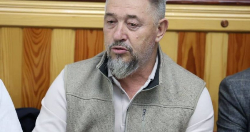 Sami Lushtaku: Nesër do e padis Albin Kurtin