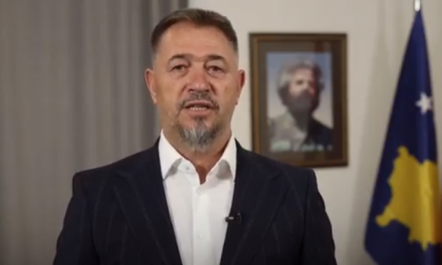 Akuzohet se dhunoi kryetarin e VV në Skënderaj/ Reagon Lushtaku: Qytetarët nuk i tolerojnë etiketimet...