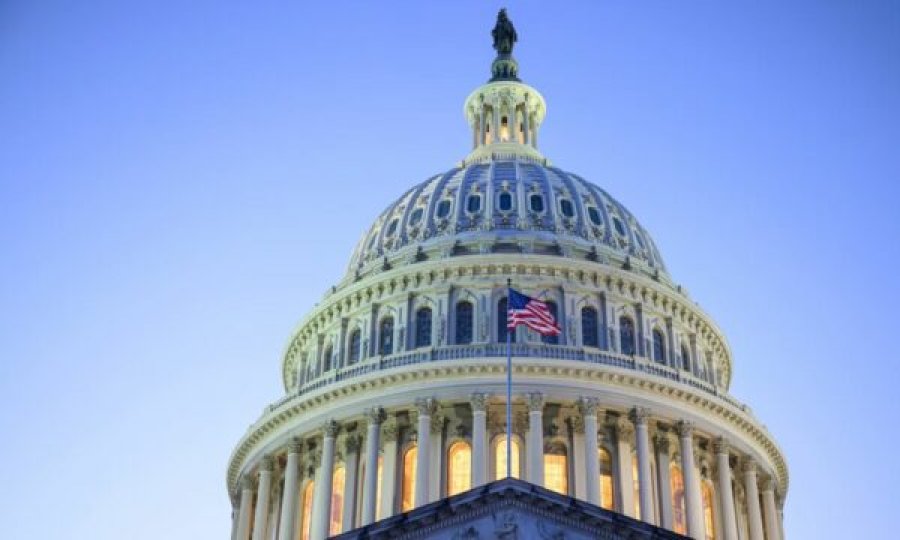 Mbylljet e gjata të qeverisë, senatorët amerikanë pranojnë të mos paguhen për kohën që nuk punojnë