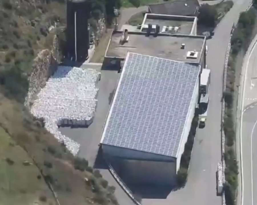 Skandali në Europë/ ‘Qymyri i vdekjes’ mbetje toksike shiteshin si produkte “bio” për barbecue dhe bujqësi