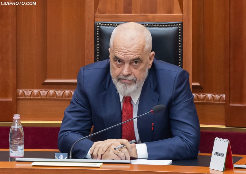 ‘Pushteti në një dorë’: Edi Rama lëshon disa nga agjencitë, por ruan MIA-n