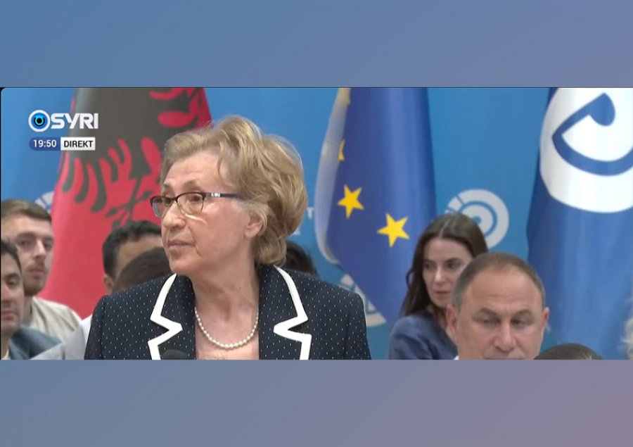 'Të rinjtë të kapin thelbin'/ Llanaj: Jemi në prapavijë, por do t’ju mbështesim për 'çlirimin' e Shqipërisë