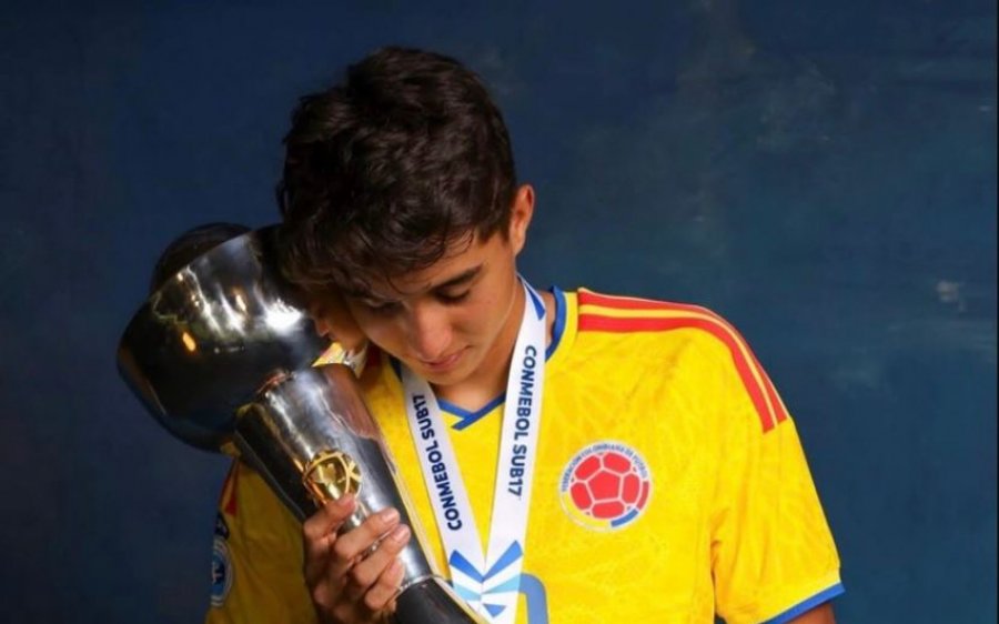Liverpooli arrin marrëveshjen me talentin 17-vjeçar nga Kolumbia