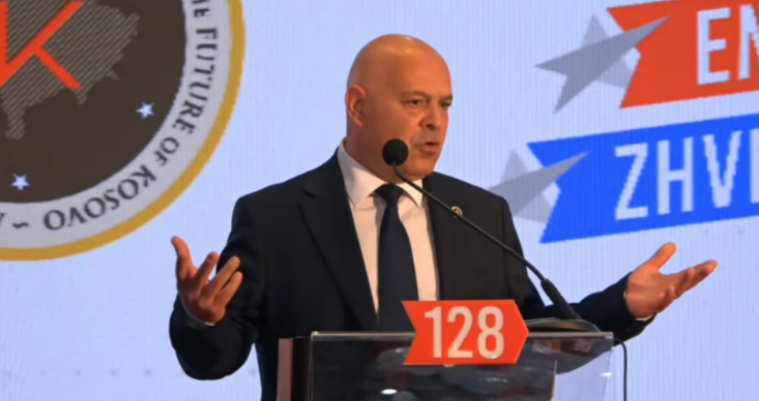 Gjini në Kuvendin e AAK-së: Krenari me qenë pjesë e partisë, Ramush Haradinaj simbol i Kosovës dhe lirisë