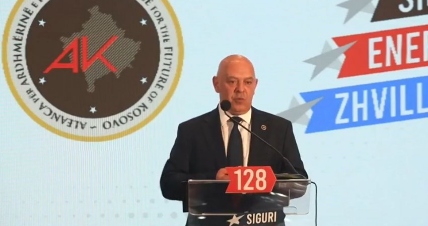 Ardian Gjini merr zyrtarisht “timonin” e Aleancës për Ardhmërinë e Kosovës