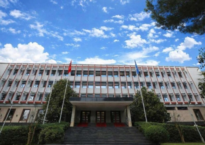 Shqipëria notë verbale Rusisë për sulmin në kompleksin rezidencial të ambasadorit shqiptar në Ukrainë