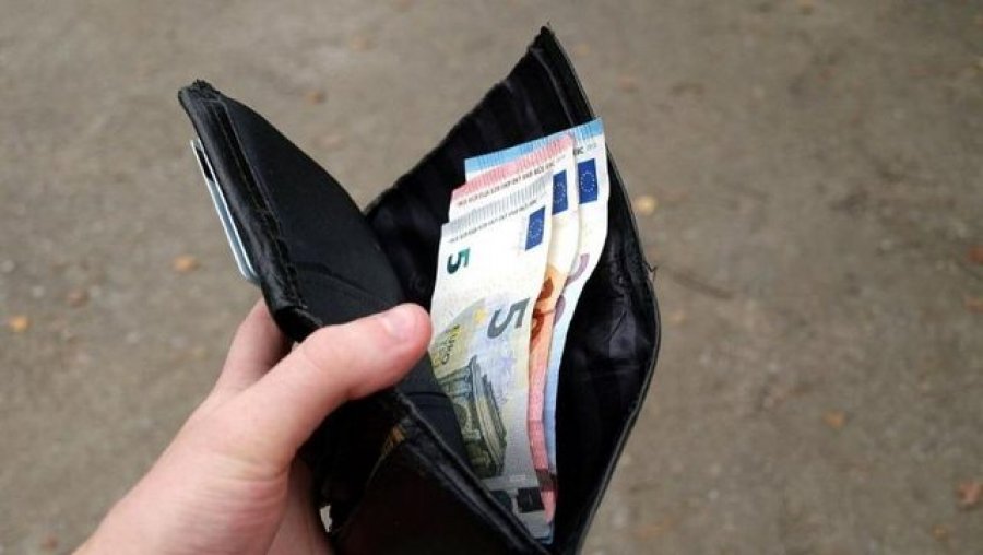 Danimarka paralajmëron qytetarët: Mbani cash në shtëpi, frikë nga sulmet kibernetike dhe bllokimi i pagesave