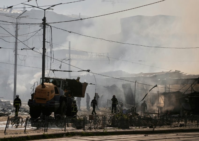 Bilanci i ri pas sulmit masiv të Rusisë - 87 të plagosur, dy viktima