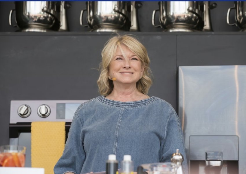 Martha Stewart ndau recetën për sallatën 'më të mirë' të patates dhe shkaktoi një debat në rrjete
