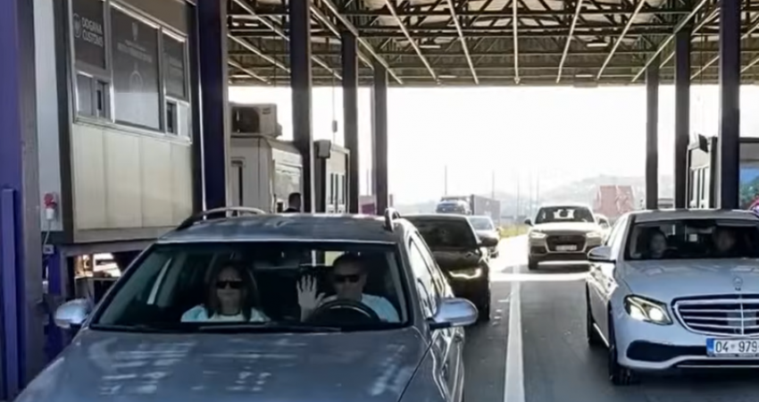 Kosovarët për Bajram drejt Shqipërisë, rritje e fluksit në Morinë