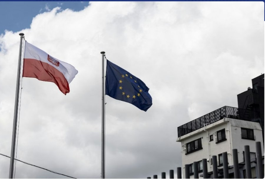 Politikani polak në arrati akuzohet për korrupsion në Serbi dhe Kroaci