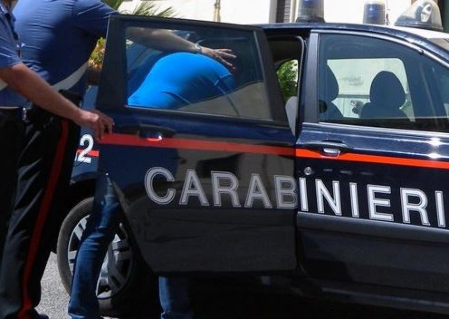 Arrestohet 'skifteri' shqiptar në Itali, shoku i tij arratiset pas ndjekjes nga policia