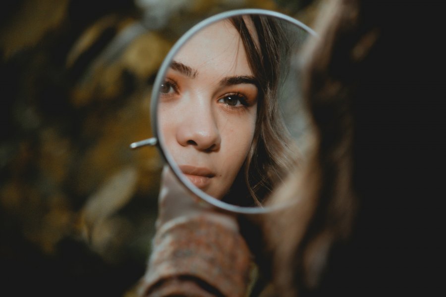 Të rinjtë janë më perfeksionistë se kurrë më parë