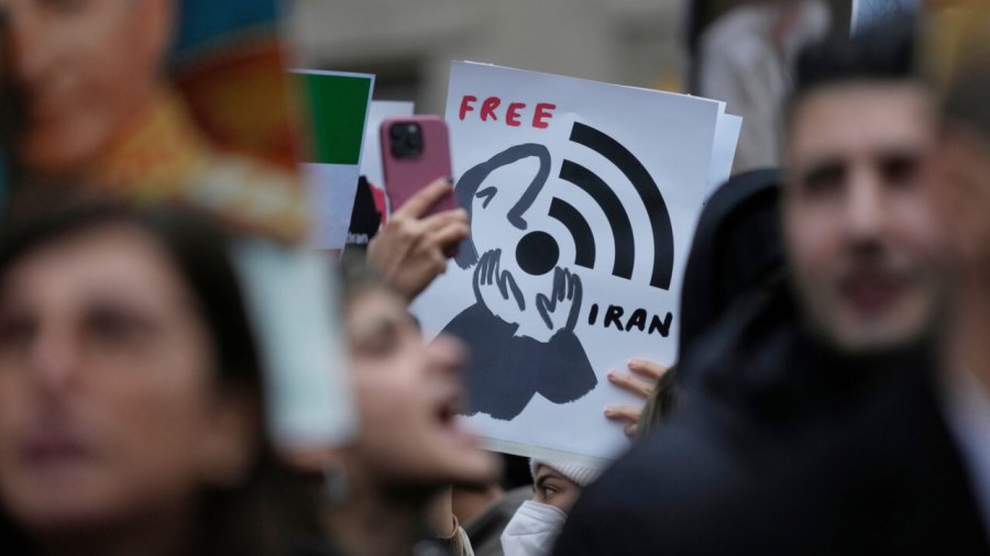 Rikthimi i internetit në Iran pas 87 ditësh